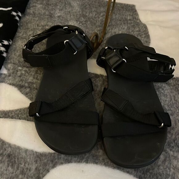 Vionic Leo Leather Black Sandals Men’s Size 9 teva Adjustable Hook & Loop Straps - Picture 1 of 4